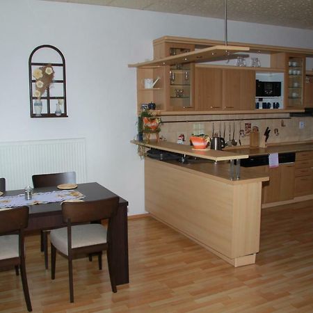 Apartman Brasov, Tyn Nad Vltavou Luaran gambar