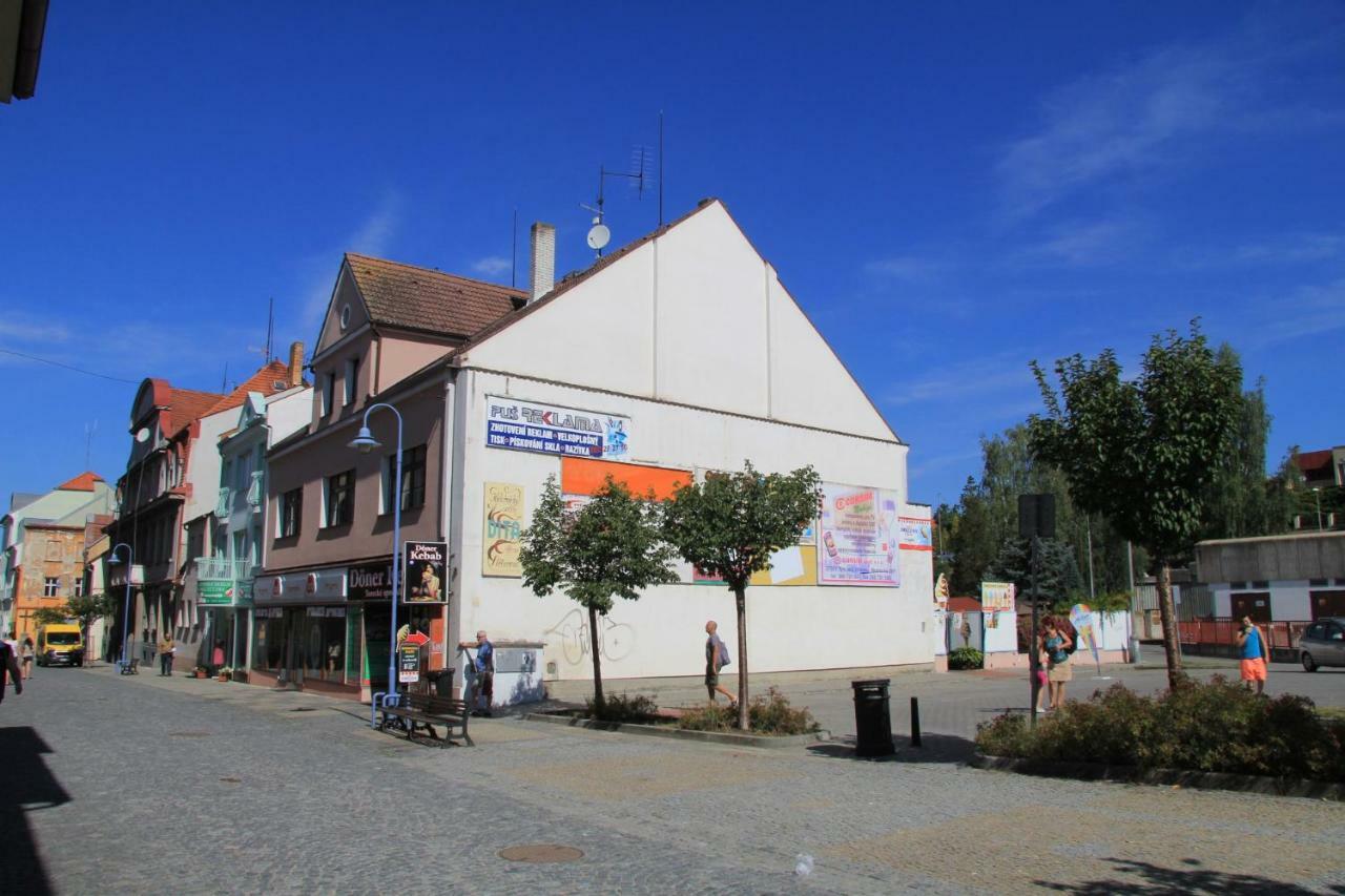 Apartman Brasov, Tyn Nad Vltavou Luaran gambar