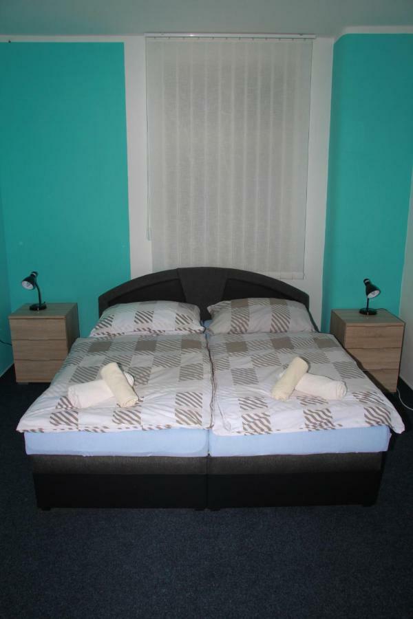 Apartman Brasov, Tyn Nad Vltavou Luaran gambar
